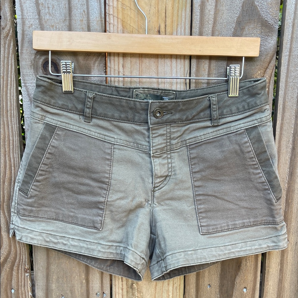 3 Toned Olive Drab Prana Shorts Size 6